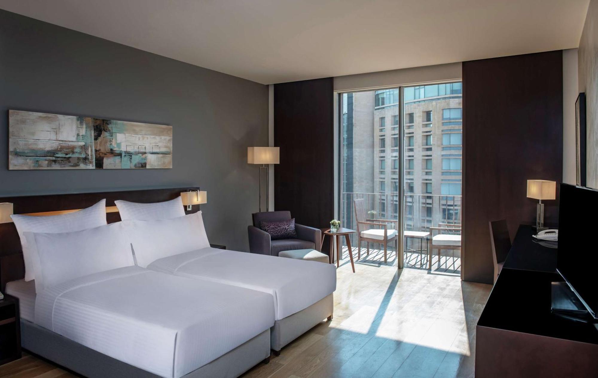 Hilton Beirut Downtown Ξενοδοχείο Εξωτερικό φωτογραφία